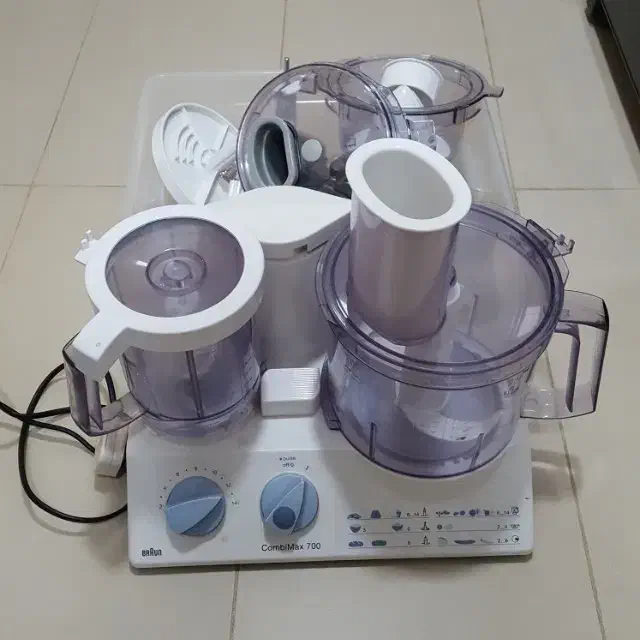 غذا ساز combimax 700 برند براون اصل|خردکن، آسیاب، غذاساز|تهران, شهرآرا|دیوار