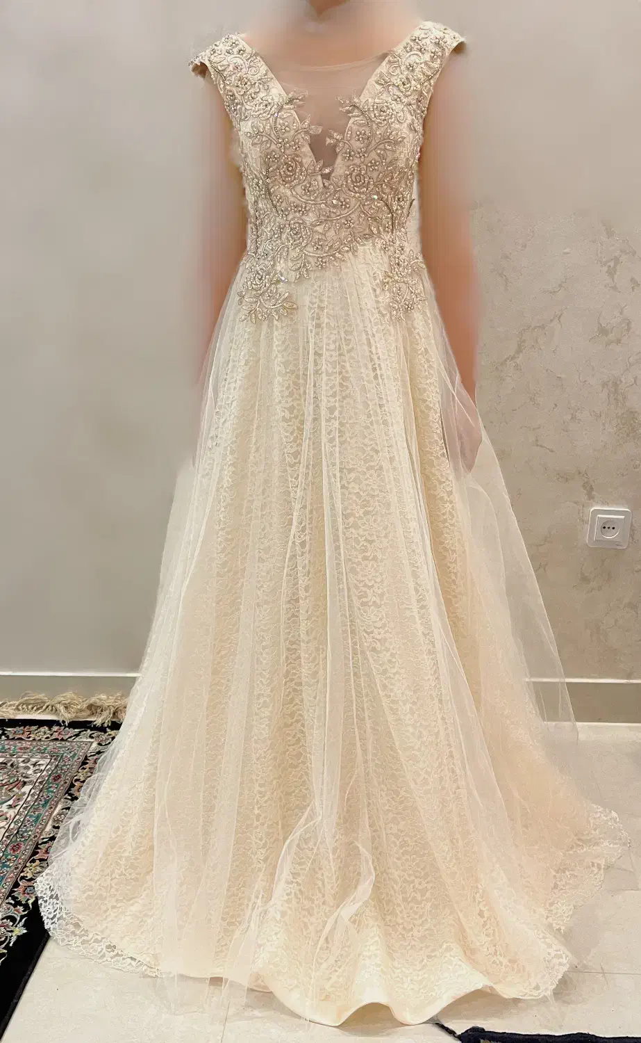 لباس عروس ، لباس مجلسی و پالتو چرم|لباس|اراک, |دیوار