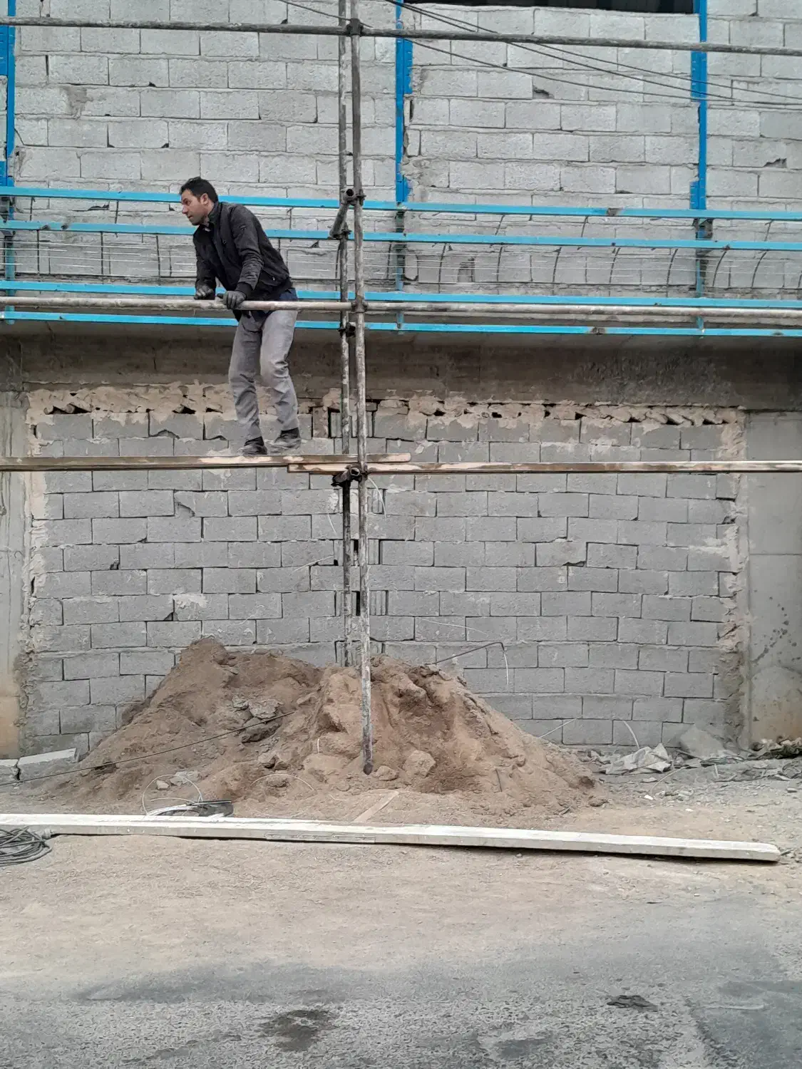 جوشکاری قاسمی|خدمات پیشه و مهارت|اهر, |دیوار