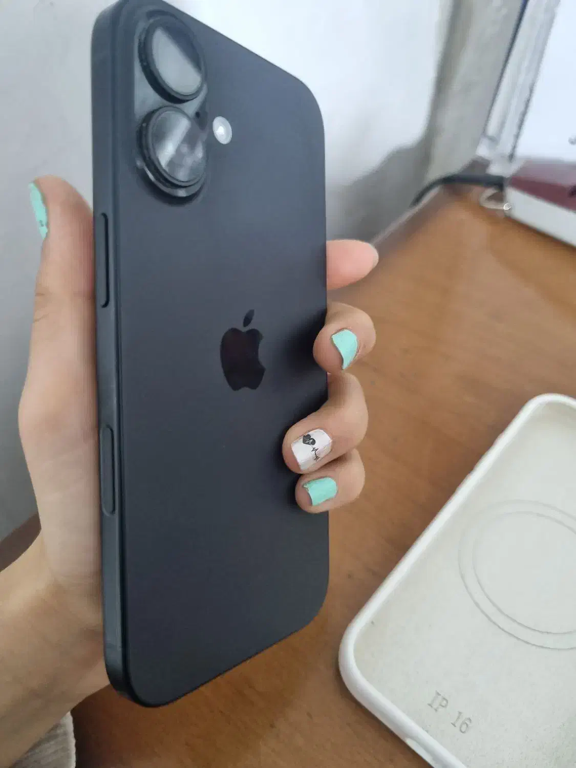 آیفون ۱۶ نرمال ۱۲۸|موبایل|گلستان (تهران), |دیوار