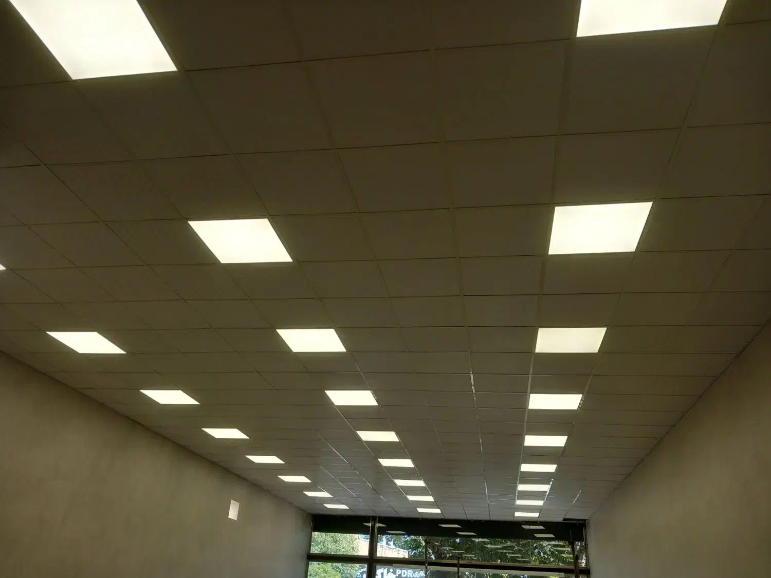 سیم کشی ساختمان|خدمات پیشه و مهارت|مرند, |دیوار