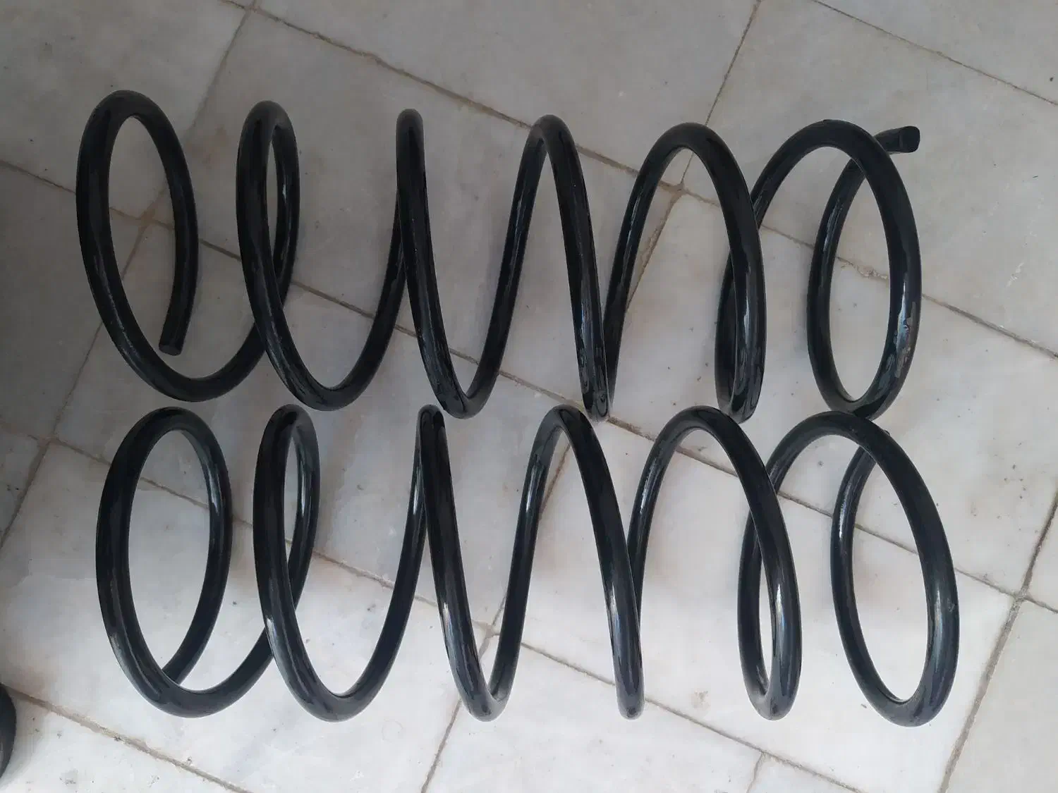 فنر لول جلو پژو و..|قطعات یدکی و لوازم جانبی|پیر بکران, |دیوار