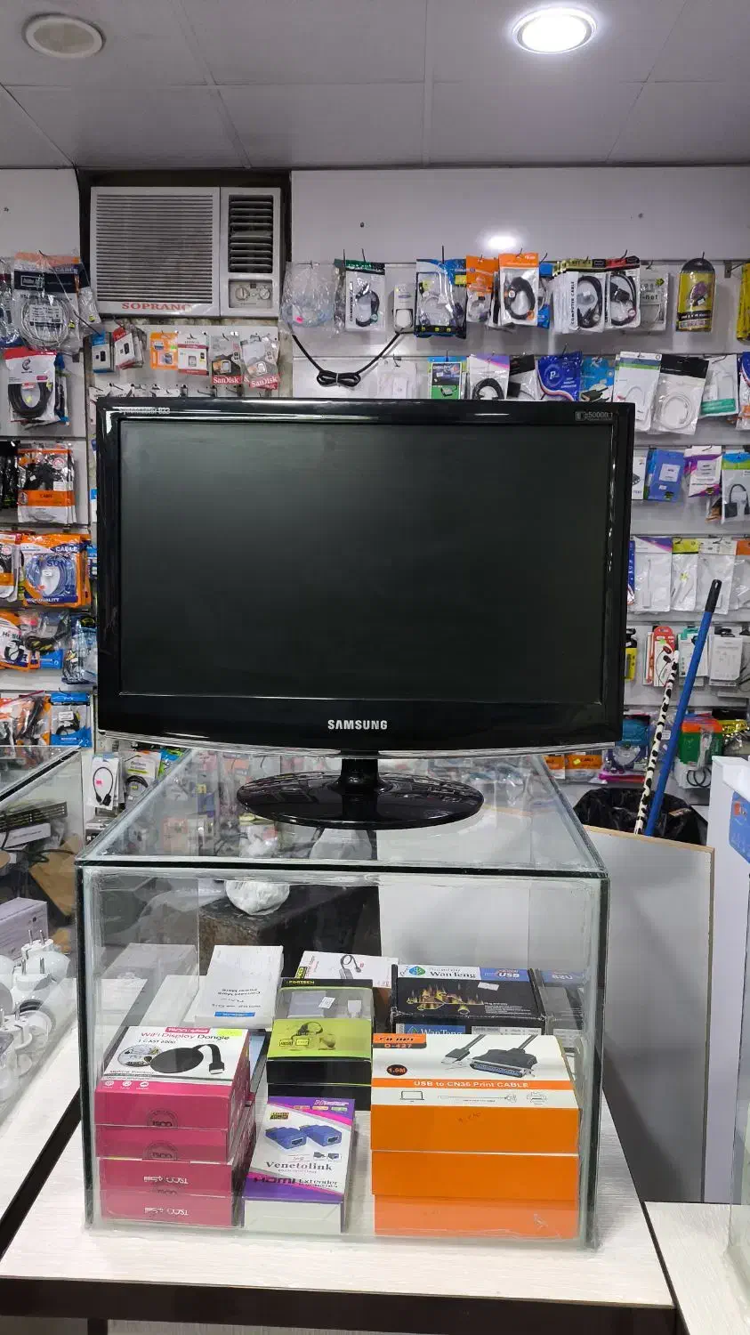 فروشگاه آریانا -مانیتور کاربر خانگی 19 اینچ|قطعات و لوازم جانبی رایانه|بندر ماهشهر, |دیوار