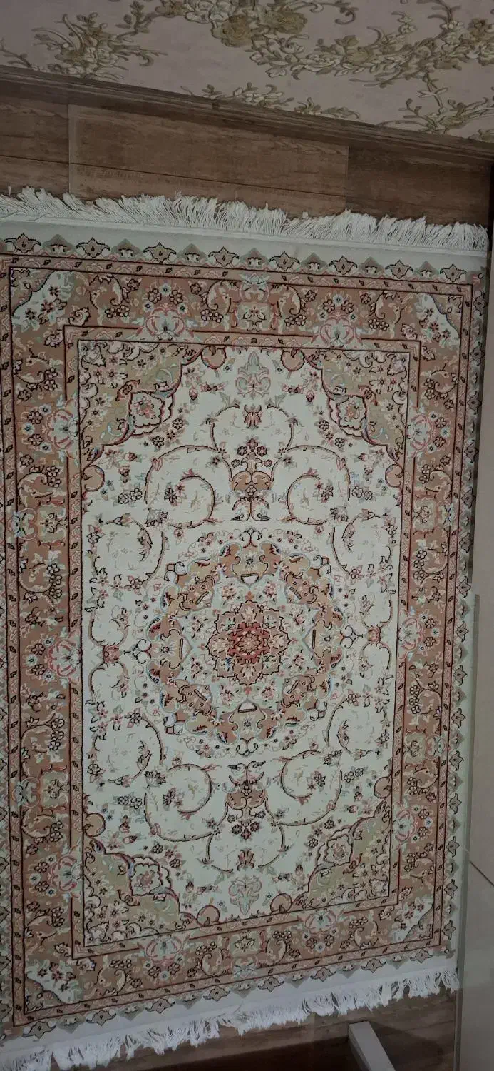 فرش یک در یکونیم|فرش|اردبیل, |دیوار