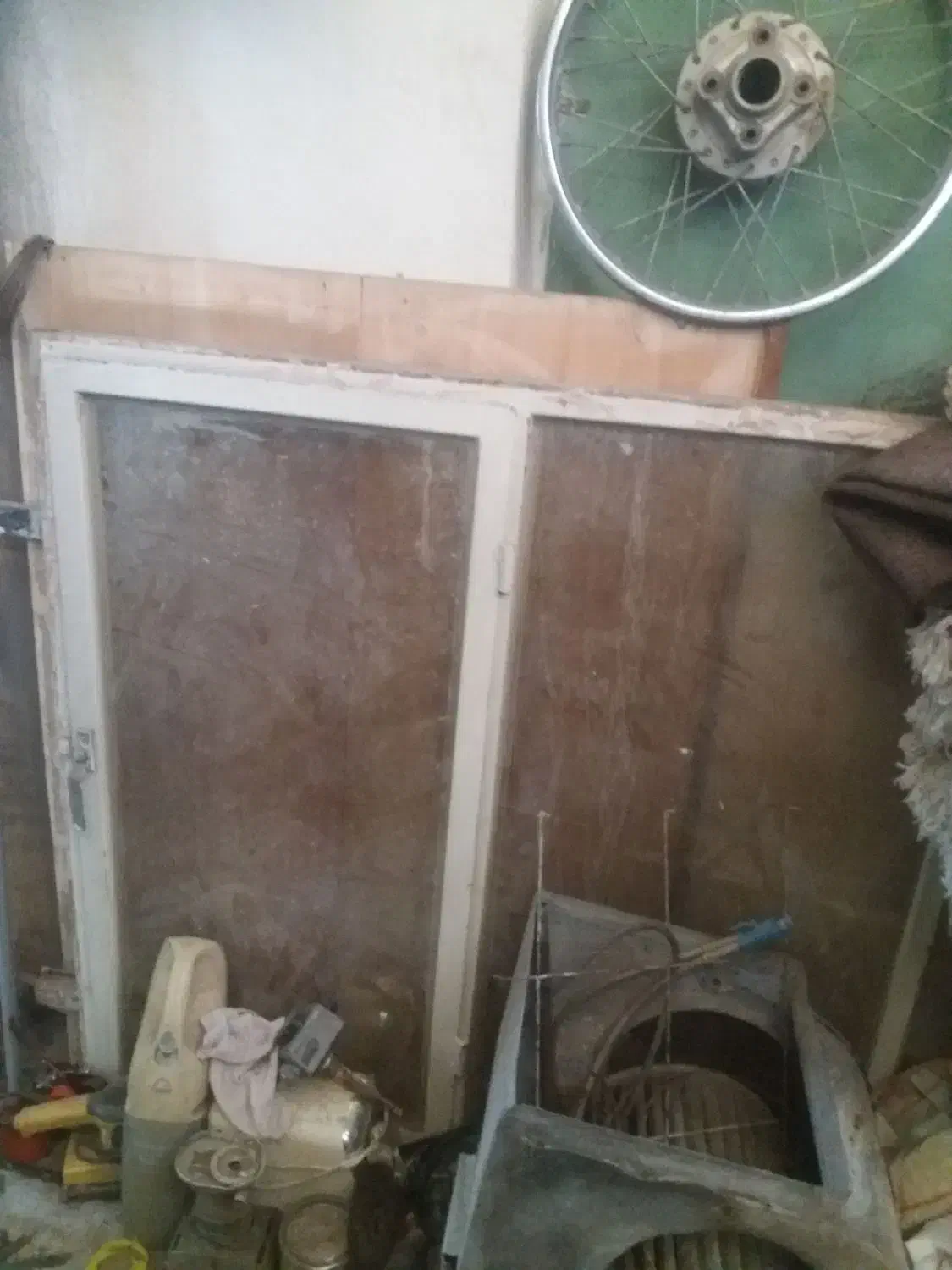 یک عدد پنجره آهنی نو|ابزارآلات|پاکدشت, حصار امیر|دیوار