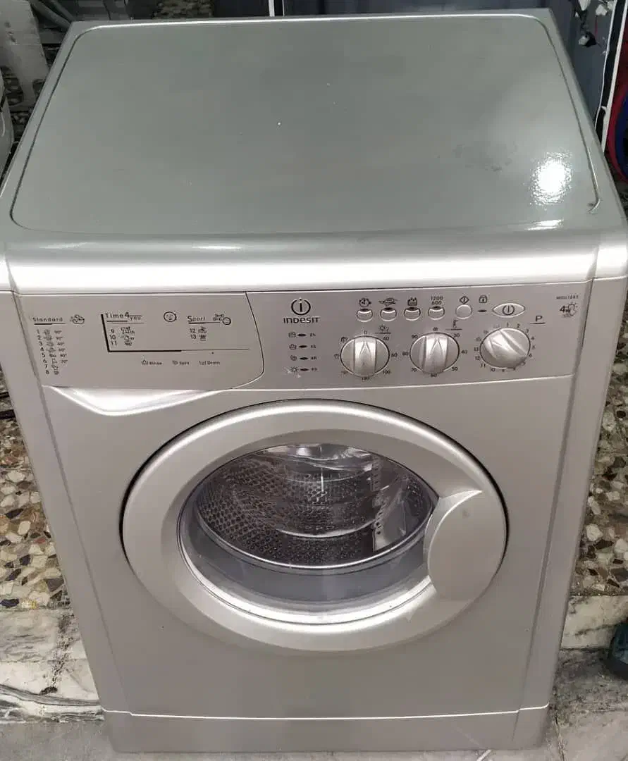 ایندزیت  ایتالیا خشک کن صد درصد|ماشین لباسشویی و خشک‌کن لباس|زنجان, |دیوار