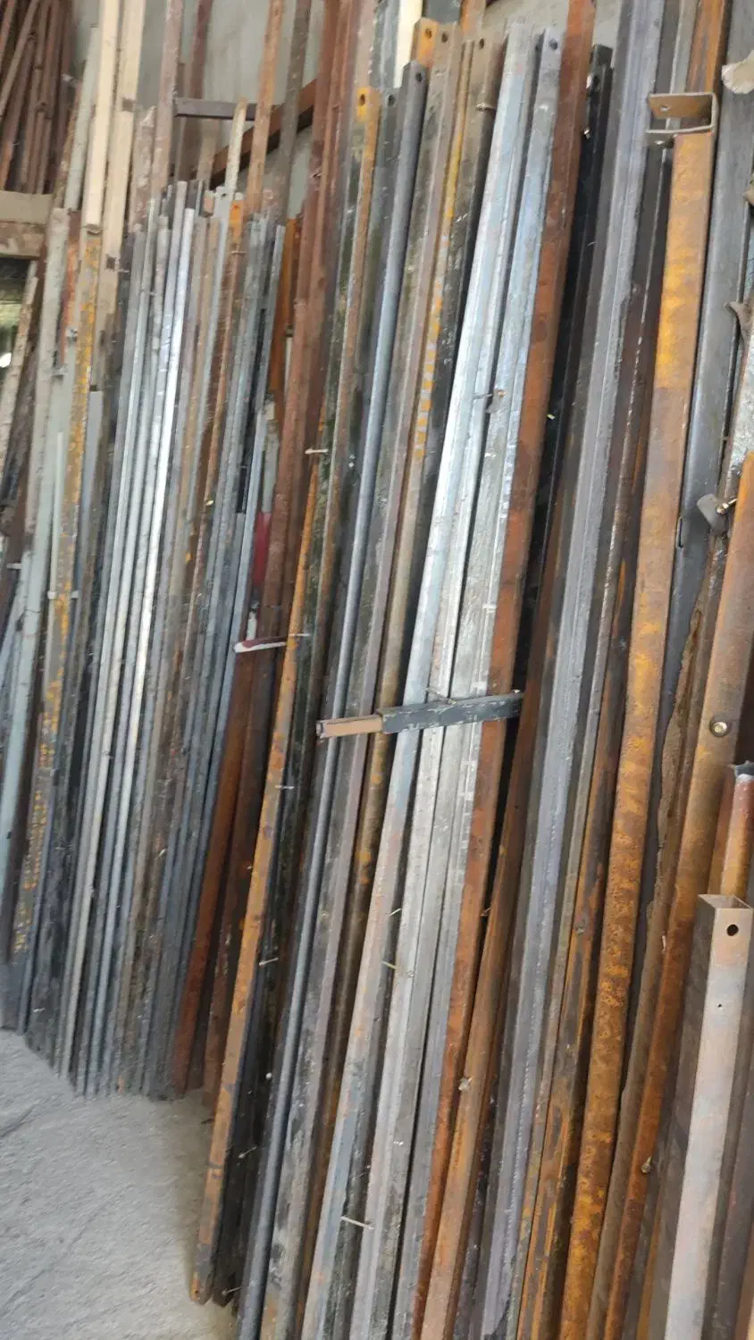 خرید و فروش قوطی و پروفیل و لوله داربست دسته دوم|عمدهفروشی|تهران, شهرک ولیعصر جنوبی|دیوار