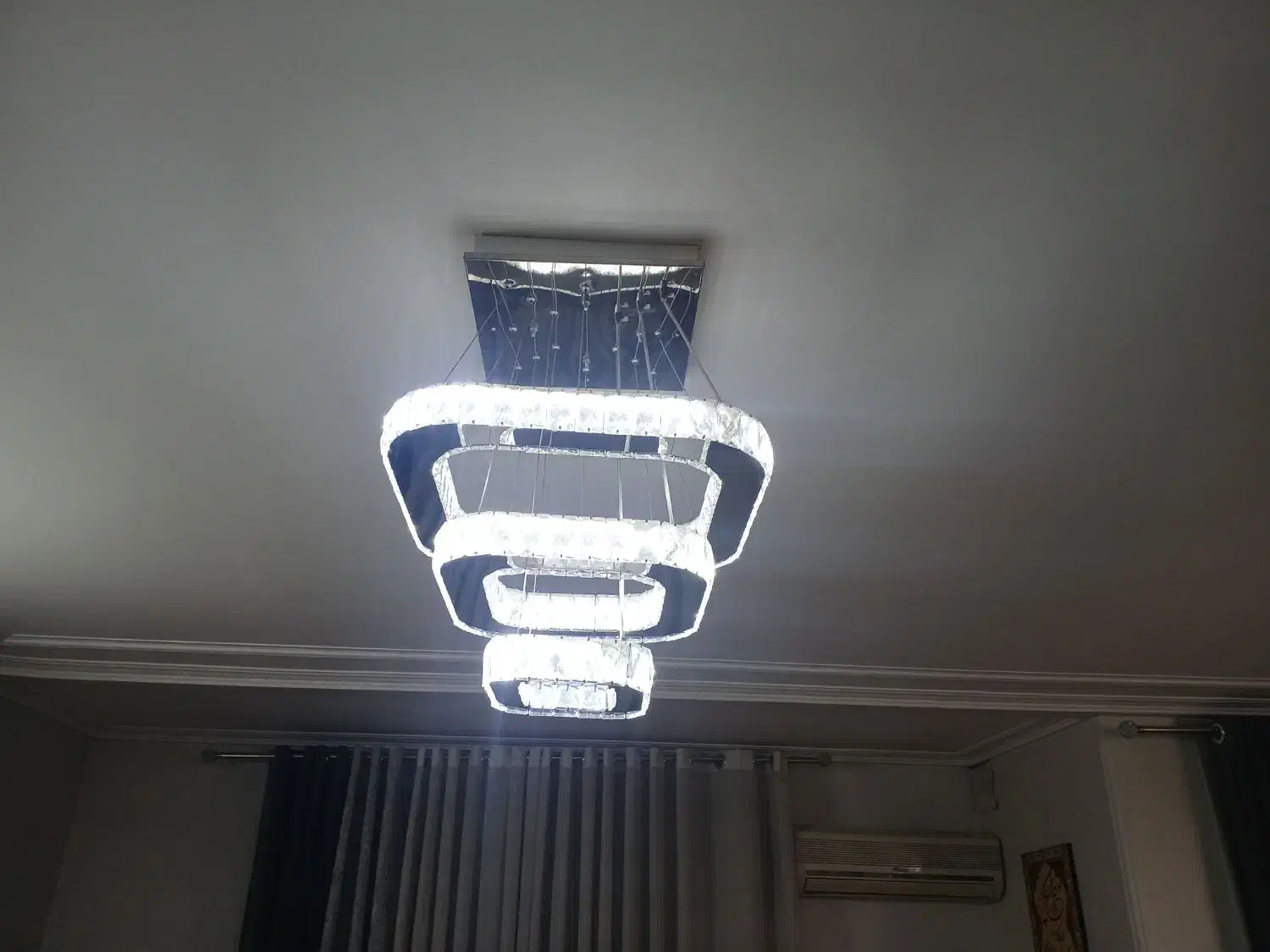 لوستر سه شاخه|لوستر و چراغ آویز|شیراز, شهرک کوثر|دیوار