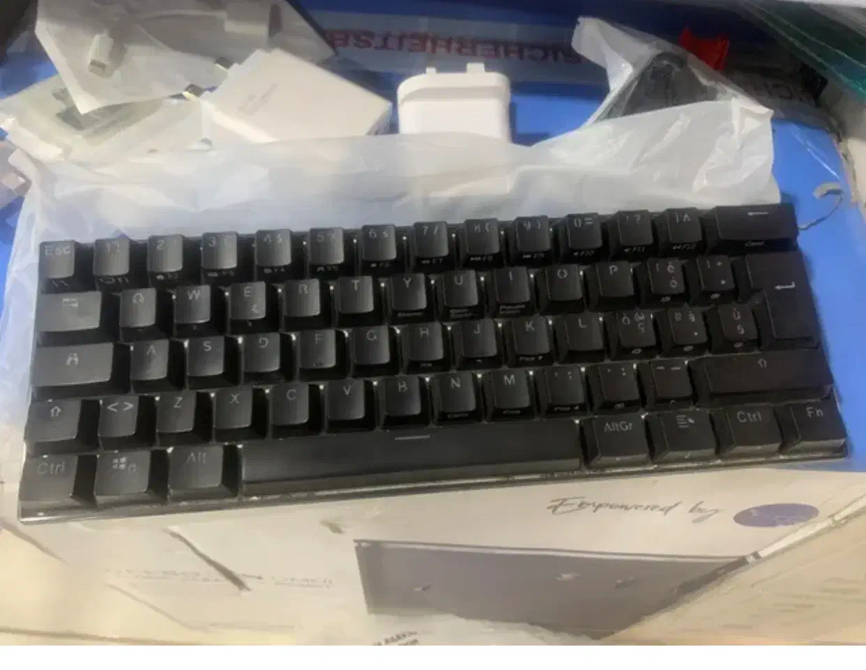 کیبوردگیمینگ مکانیکRK Royal Kludge مدلRGB Keyboard|قطعات و لوازم جانبی رایانه|تهران, جمال‌زاده|دیوار