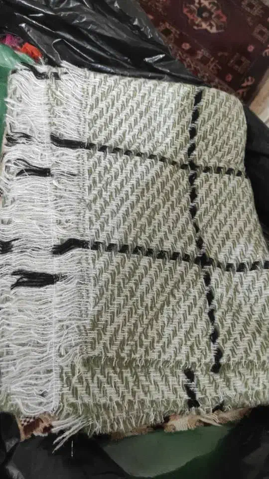 شال و روسری قیمت مناسب|لباس|گنبد کاووس, |دیوار