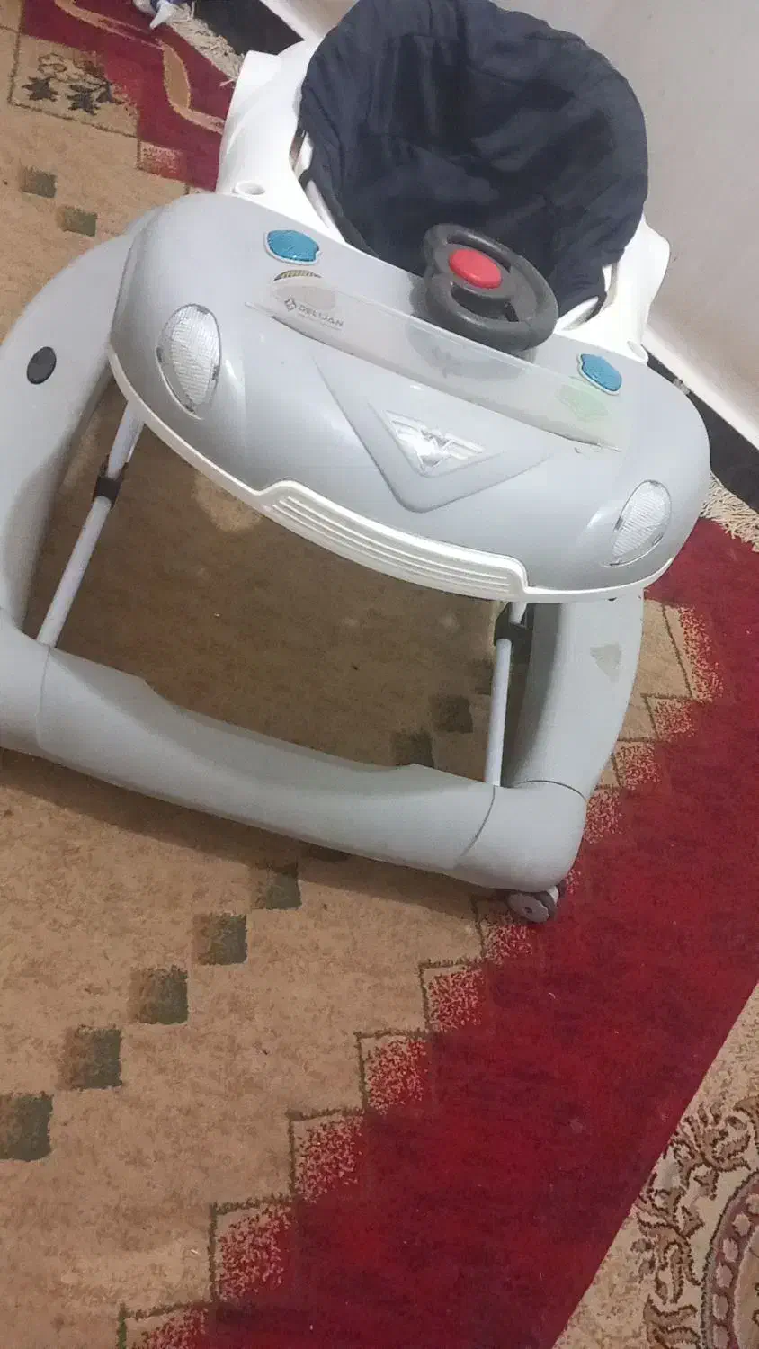 روروک تمیز و شیک|کالسکه و لوازم جانبی|اهواز, کمپلو جنوبی|دیوار