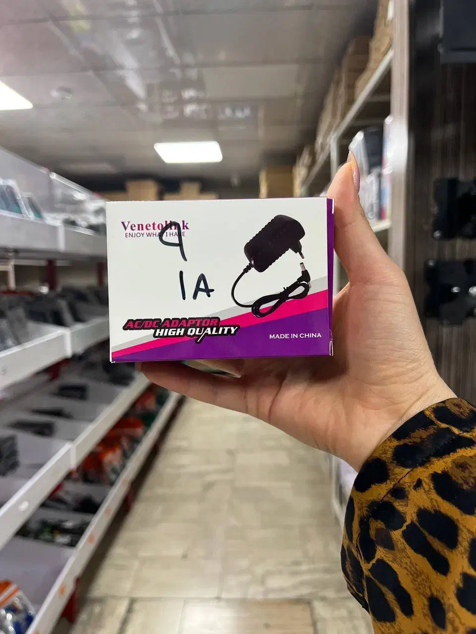 آداپتور مودم ۹ ولت و ۱۲ ولت|قطعات و لوازم جانبی رایانه|اسلام‌شهر, شهرک مفیدی|دیوار