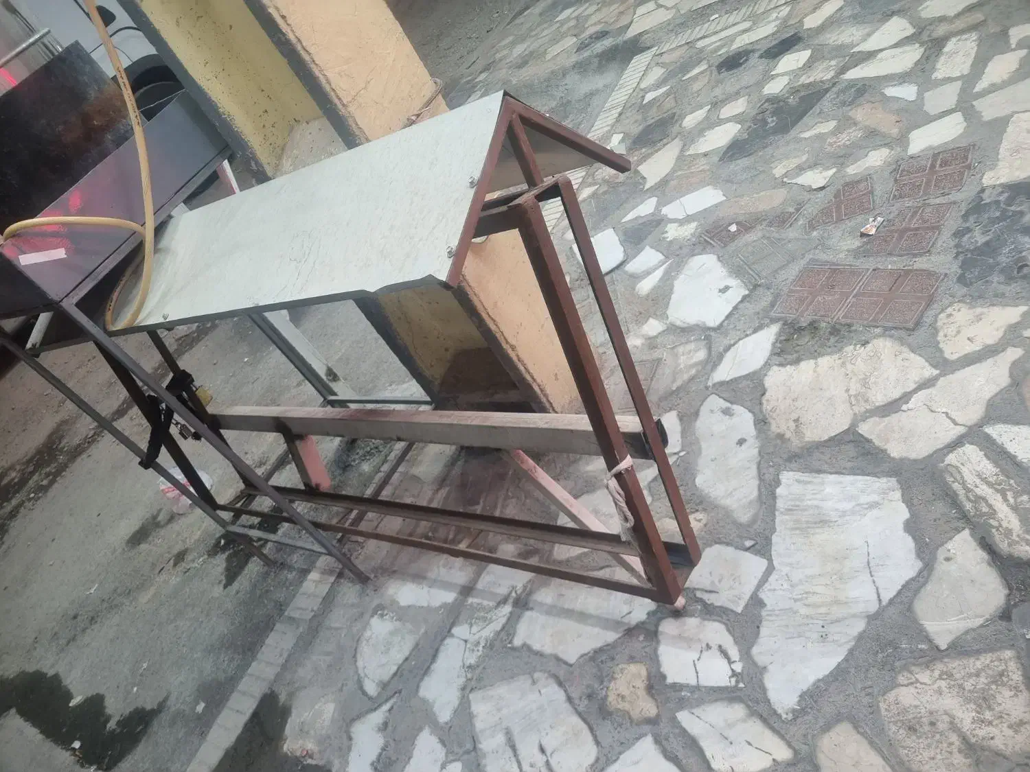 تابلو روان بزرگ با جا قابی|فروشگاه و مغازه|لنجان, |دیوار