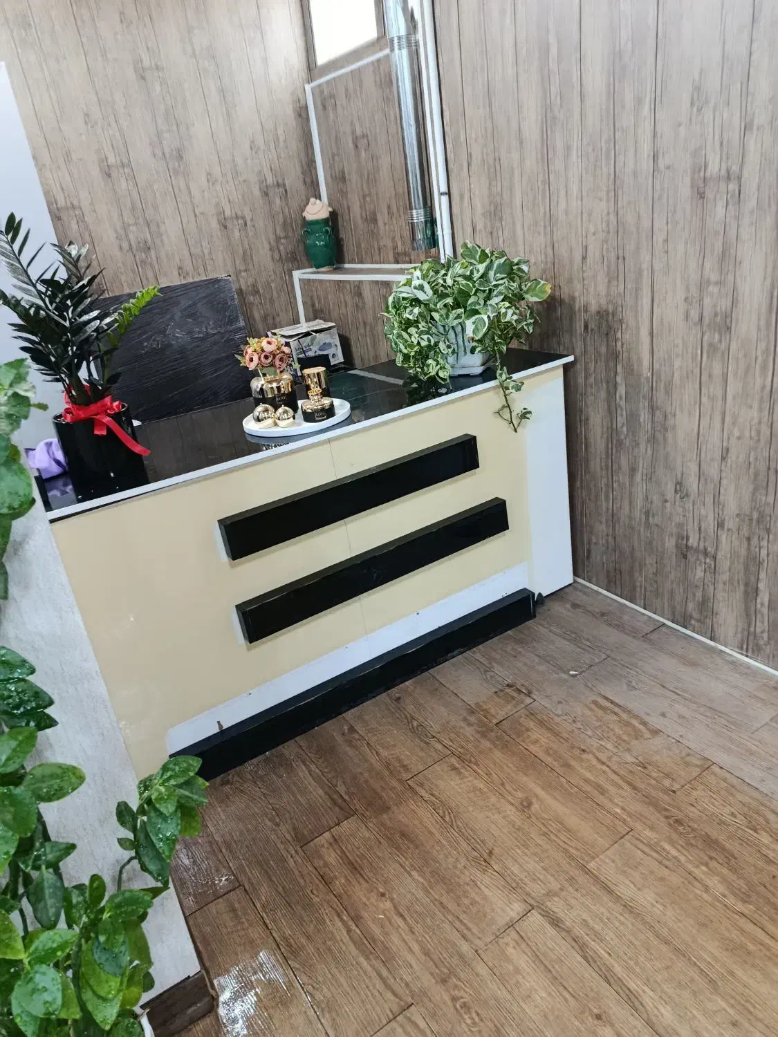 دکور ام دی آف|کتابخانه، شلف، قفسههای دیواری|نجفآباد, معرفت|دیوار