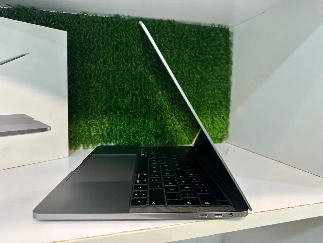 Macbook pro 2018 cori5 256GB|رایانه همراه|کرج, گوهردشت|دیوار