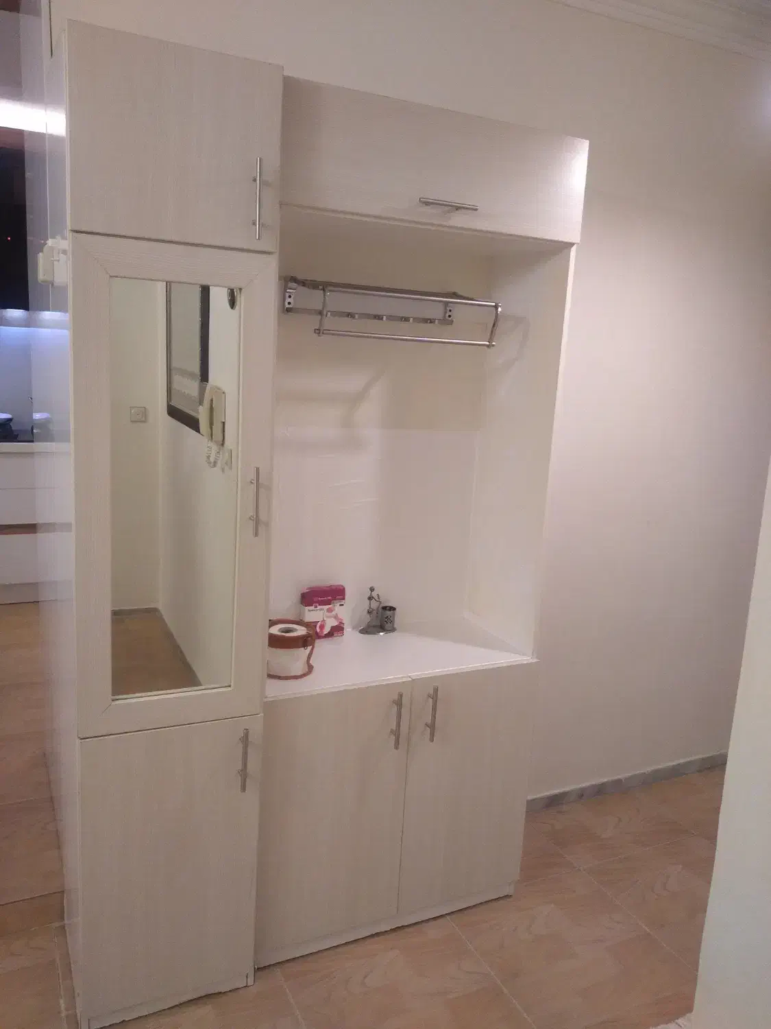 کمد جاکفشی|جاکفشی، کمد، دراور|گرگان, |دیوار