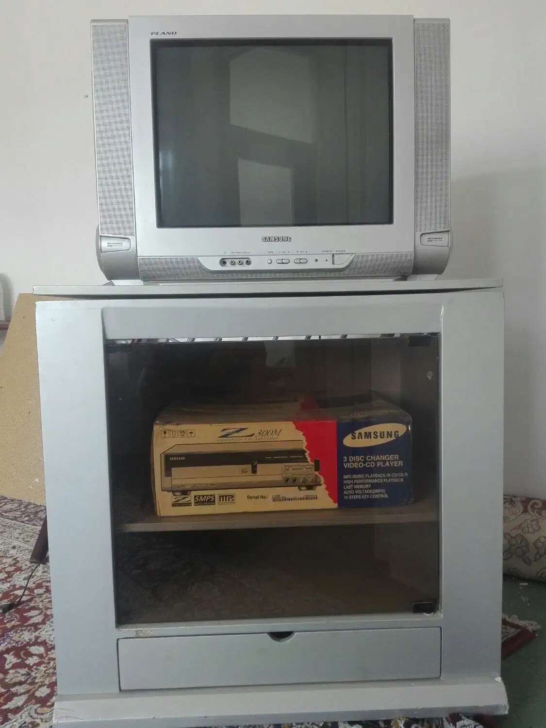 تلوزیون|تلویزیون و پروژکتور|اصفهان, فردوان|دیوار