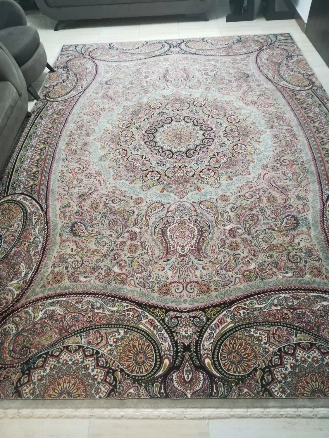 یک تخته فرش 9متری و یک قالیچه 1در1.5|فرش|رشت, پل تالشان|دیوار