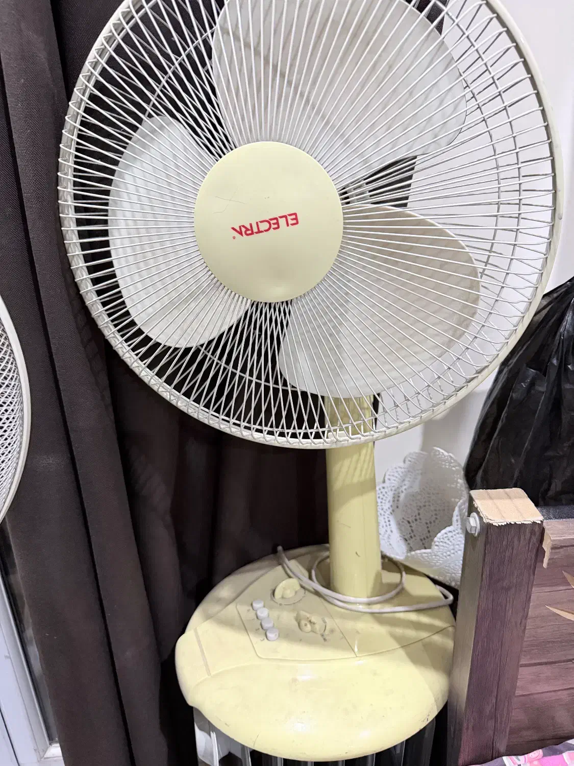 پنکه|پنکه و تصفیهکنندهٔ هوا|تهران, سلسبیل شمالی|دیوار