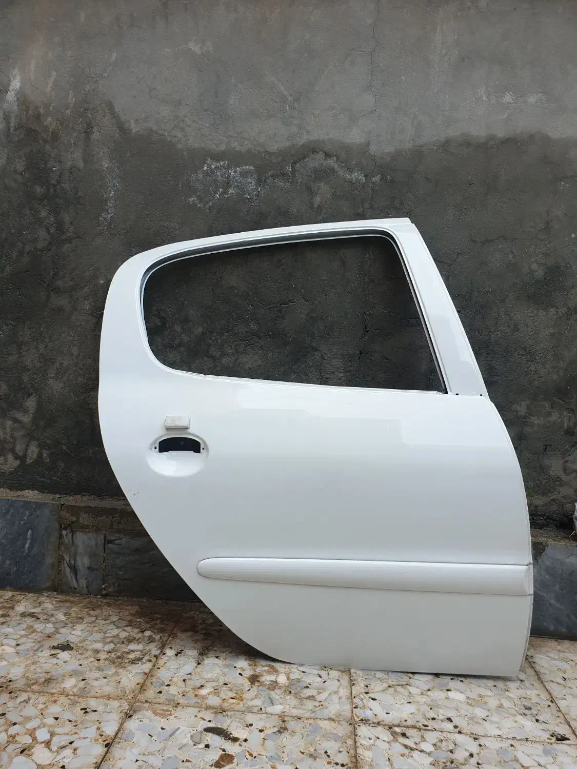 درب پژو ۲۰۷|قطعات یدکی و لوازم جانبی|مرودشت, استادیوم|دیوار