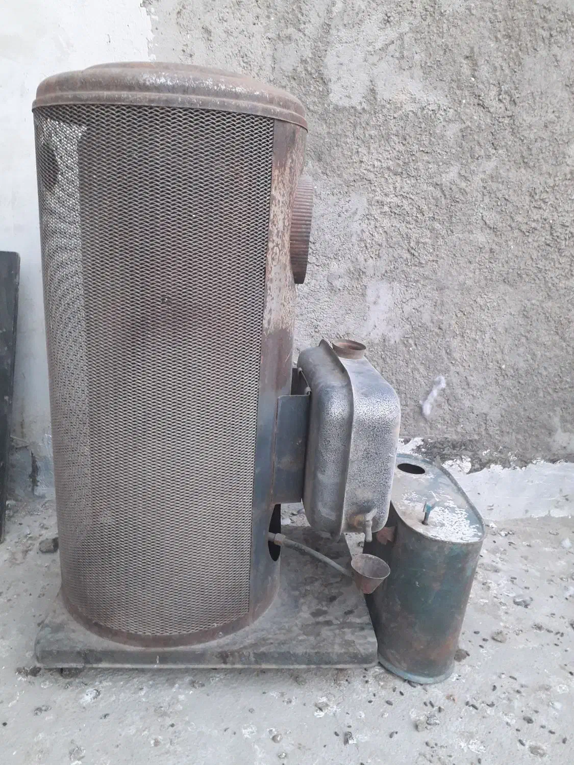 بخاری نفتی سالم|بخاری، هیتر، شومینه|قم, صفاشهر|دیوار