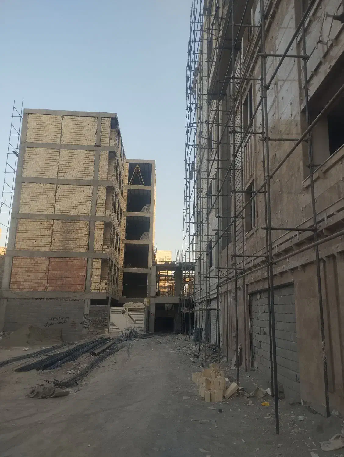 فروش آپارتمان های لوکس۱۰۴ خادم آباد شهریار|فروش آپارتمان|باغستان, |دیوار