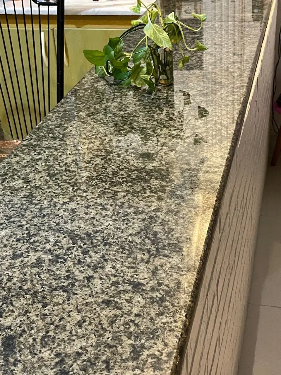 سنگ گرانیت و نی‌ریز اپن توافقی|مصالح و تجهیزات ساختمان|مشهد, کارمندان دوم|دیوار