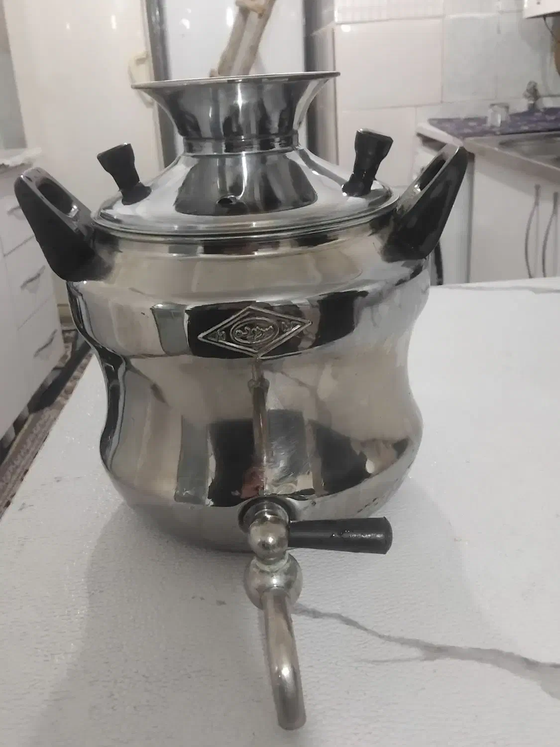 کتری شیر دار|قوری، کتری، قهوهساز دستی|نهاوند, |دیوار