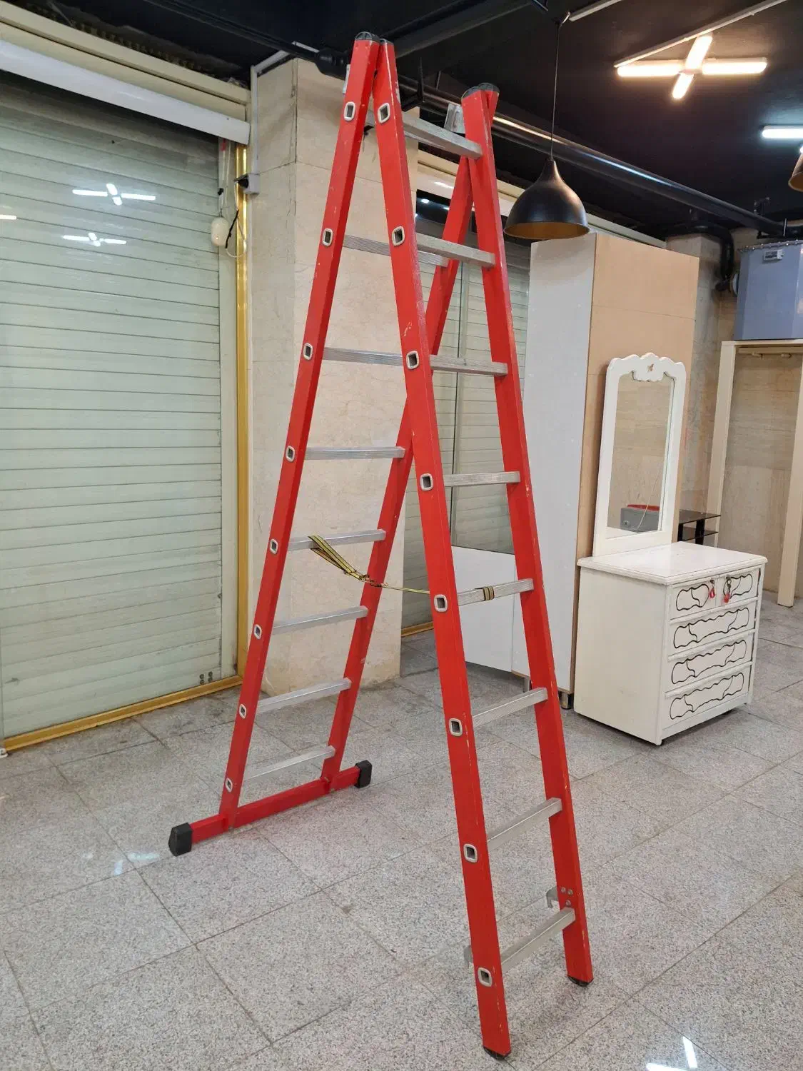 نردبان آلمینیومی|ابزارآلات|رشت, دروازه لاکان|دیوار