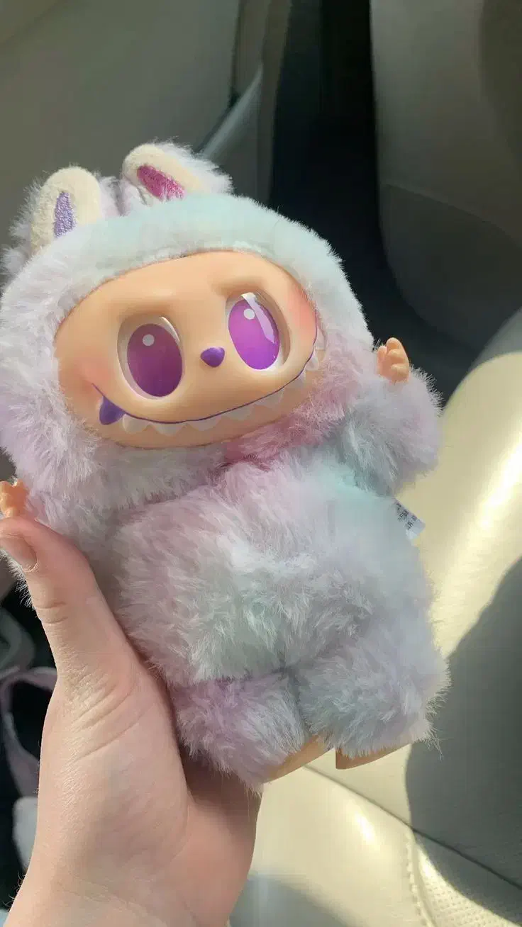 لبوبو انرژی پاپ مارت حک شده اورجینال|اسباب‌‌بازی|مشهد, نکاح|دیوار