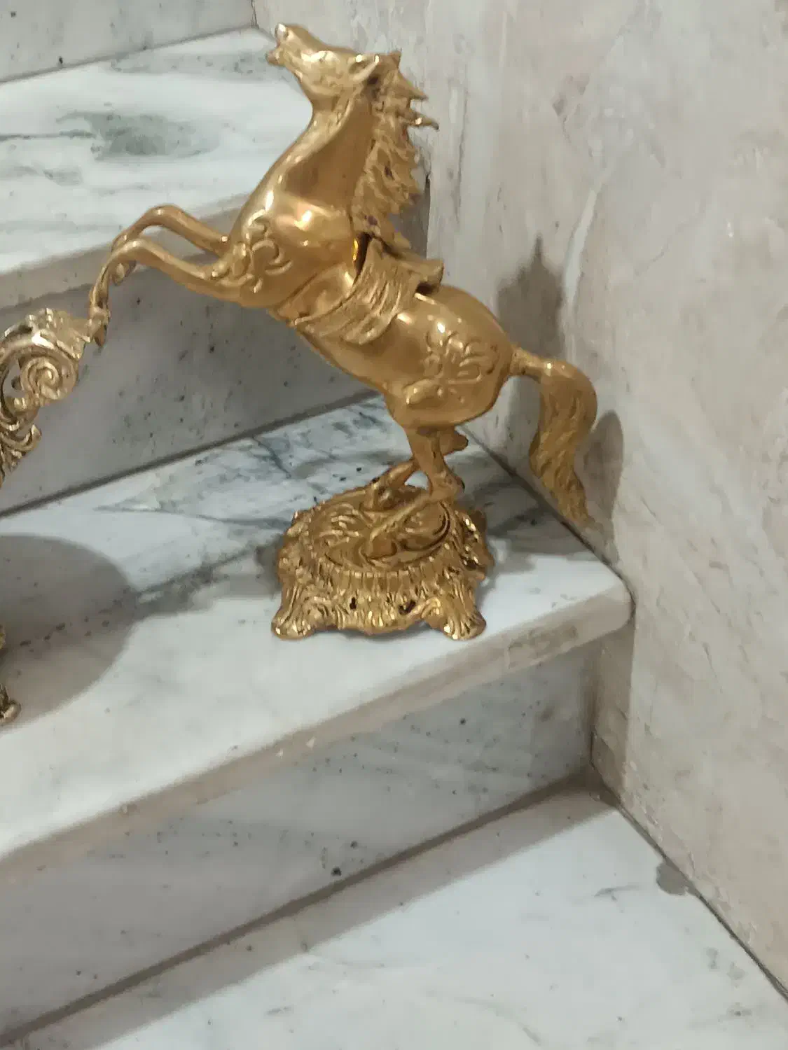 وسایل برنجی قدیمی|کلکسیون اشیاء عتیقه|فردوسیه, |دیوار