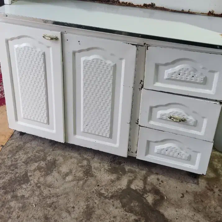 کمد فلزی|جاکفشی، کمد، دراور|تبریز, |دیوار