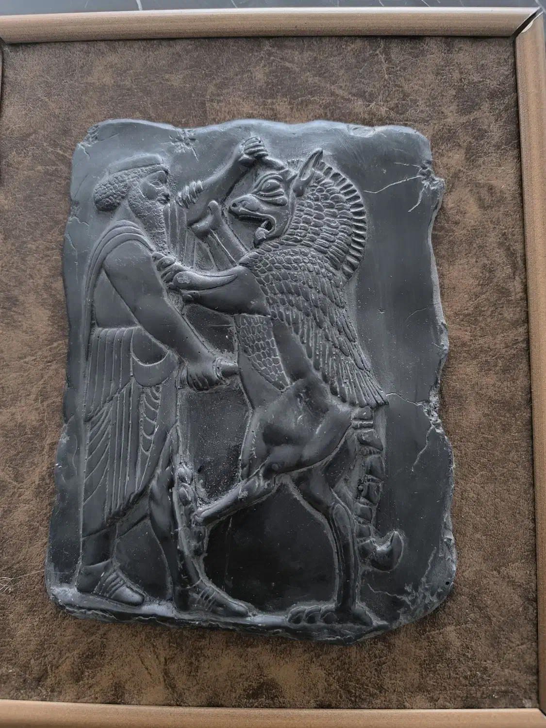 ۱۸ تا تندیس هخامنشی با قیمت توافقی،جنس پلی استر|مجسمه، تندیس، ماکت|گلپایگان, |دیوار