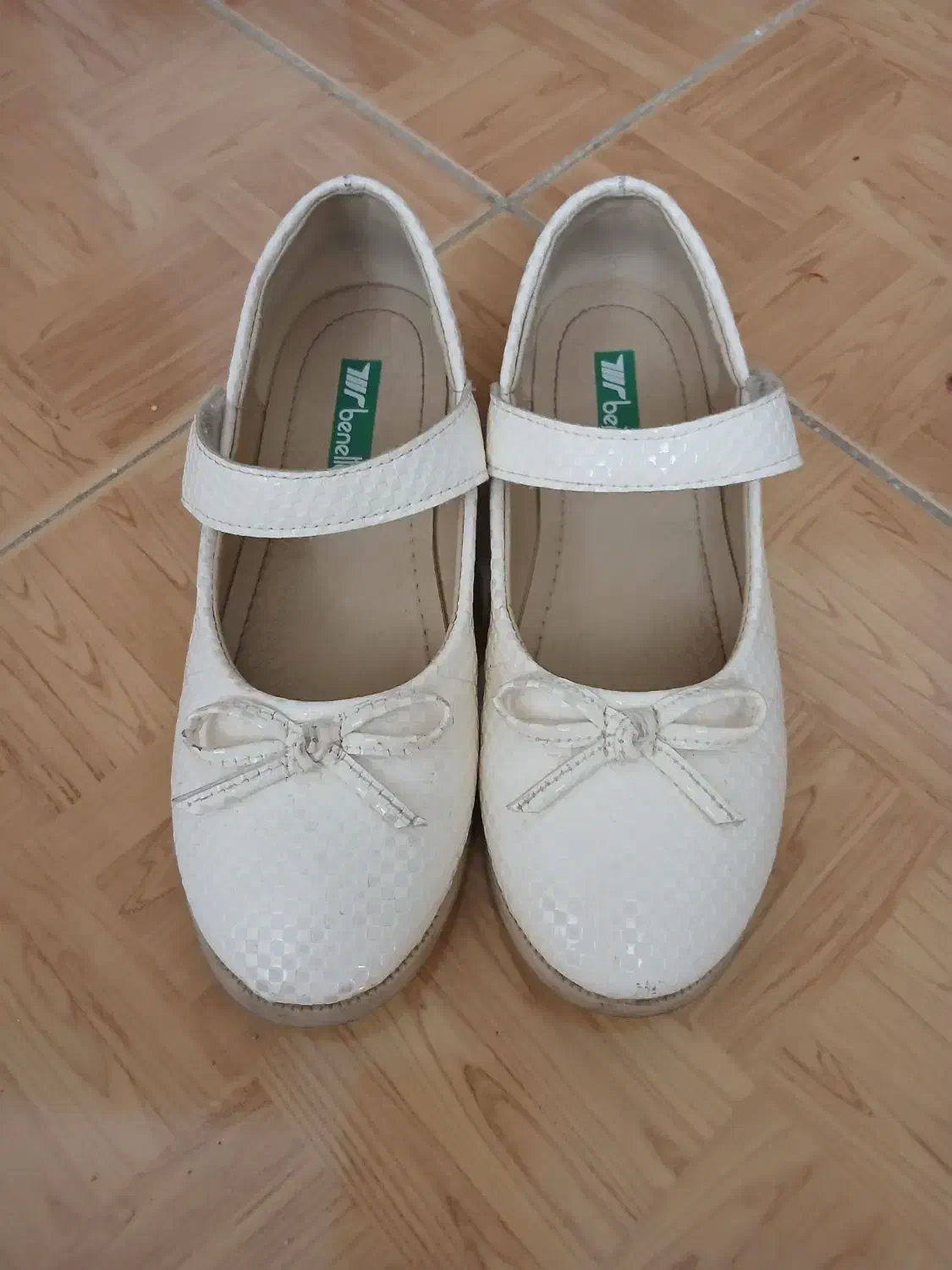 کفش دخترانه سایز ۳۰ و ۳۲|کفش و لباس بچه|تهران, شهرک شهید باقری|دیوار