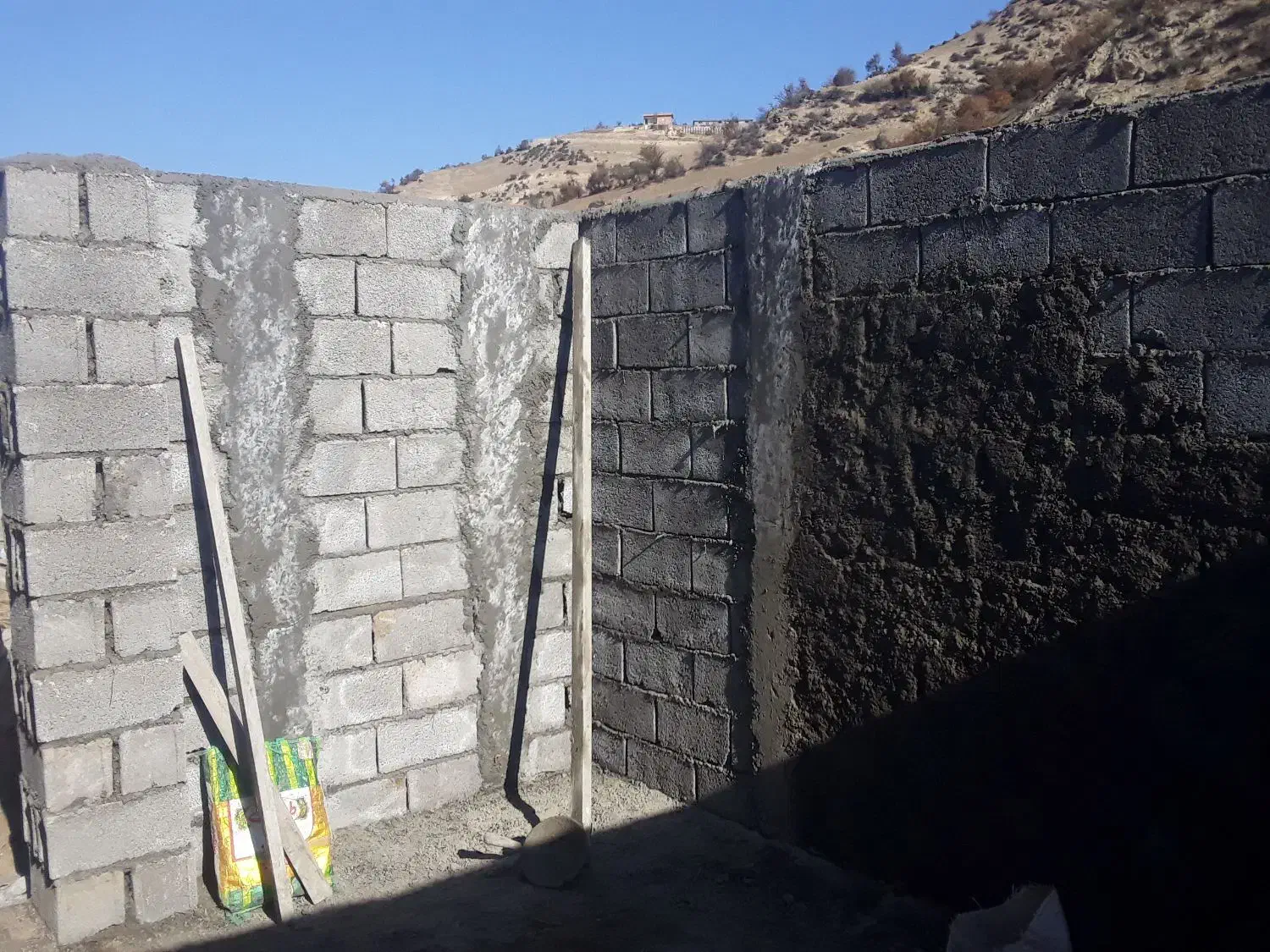 اوستا کارم کار سفت کاری انجام میدهم|خدمات پیشه و مهارت|پل سفید, |دیوار