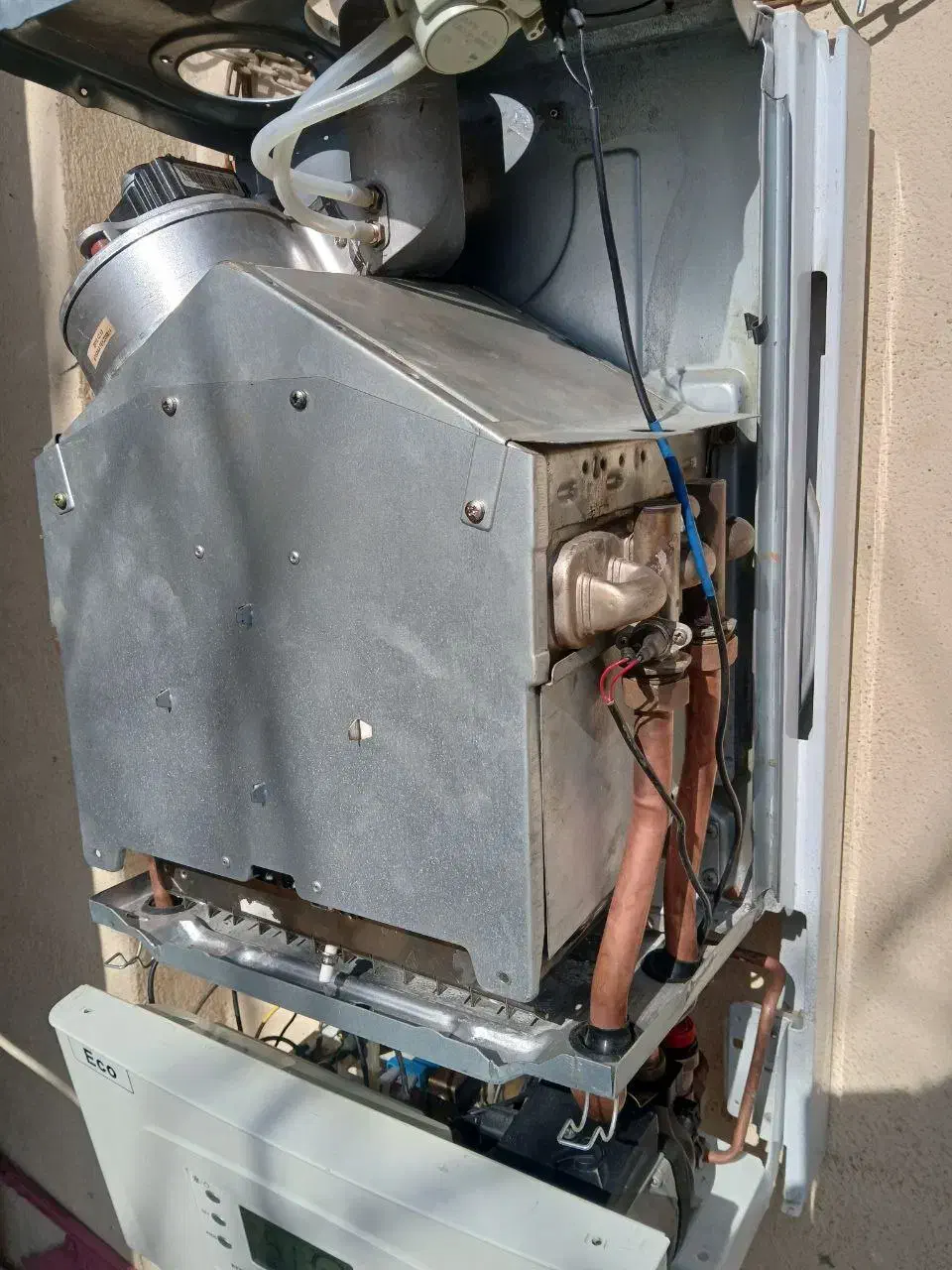 پکیج دیواری فن دار تاچی تیپ A|آبگرمکن، پکیج، شوفاژ|اندیشه, اندیشه فاز ۱|دیوار