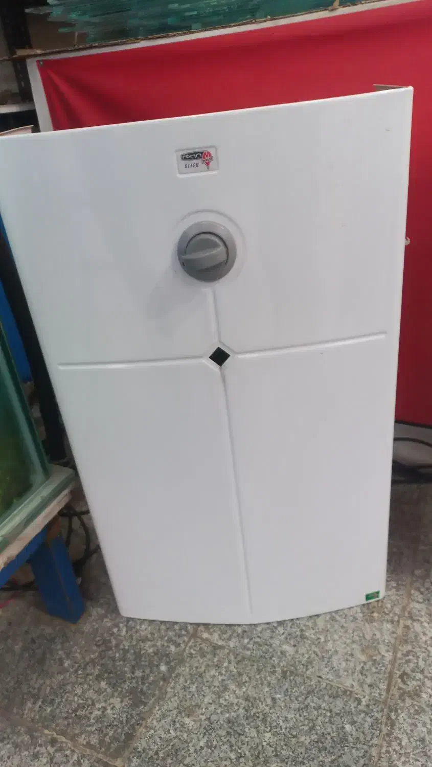 3118آبگرمکن دیواری|آبگرمکن، پکیج، شوفاژ|بروجرد, |دیوار