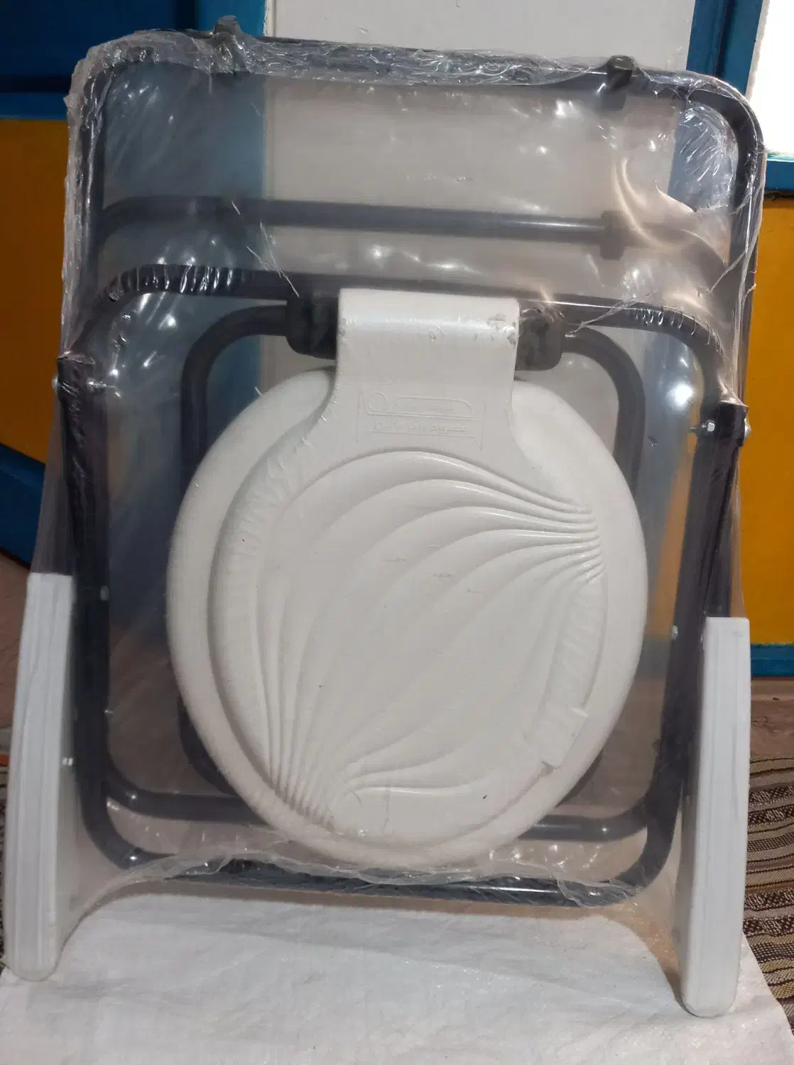 توالت فرنگی تاشو فلزی (کاملا نو)|لوازم سرویس بهداشتی|قرچک, مهدیه|دیوار