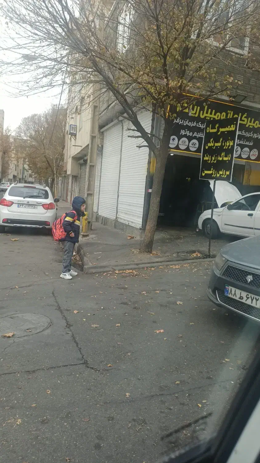 مغازه میکانیکی تعویض روغنی مناسب هرکاری|اجارهٔ مغازه و غرفه|تهران, خاک سفید|دیوار