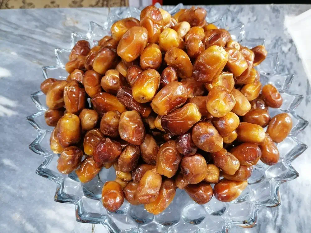 خرمای زاهدی عمده وخرده|حراج|کرج, استاندارد|دیوار