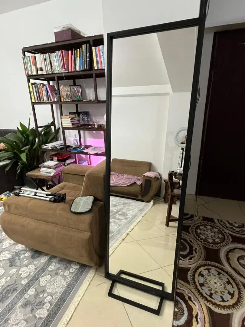 آینه ایستاده پایه دار مشکی|آینه|آمل, |دیوار