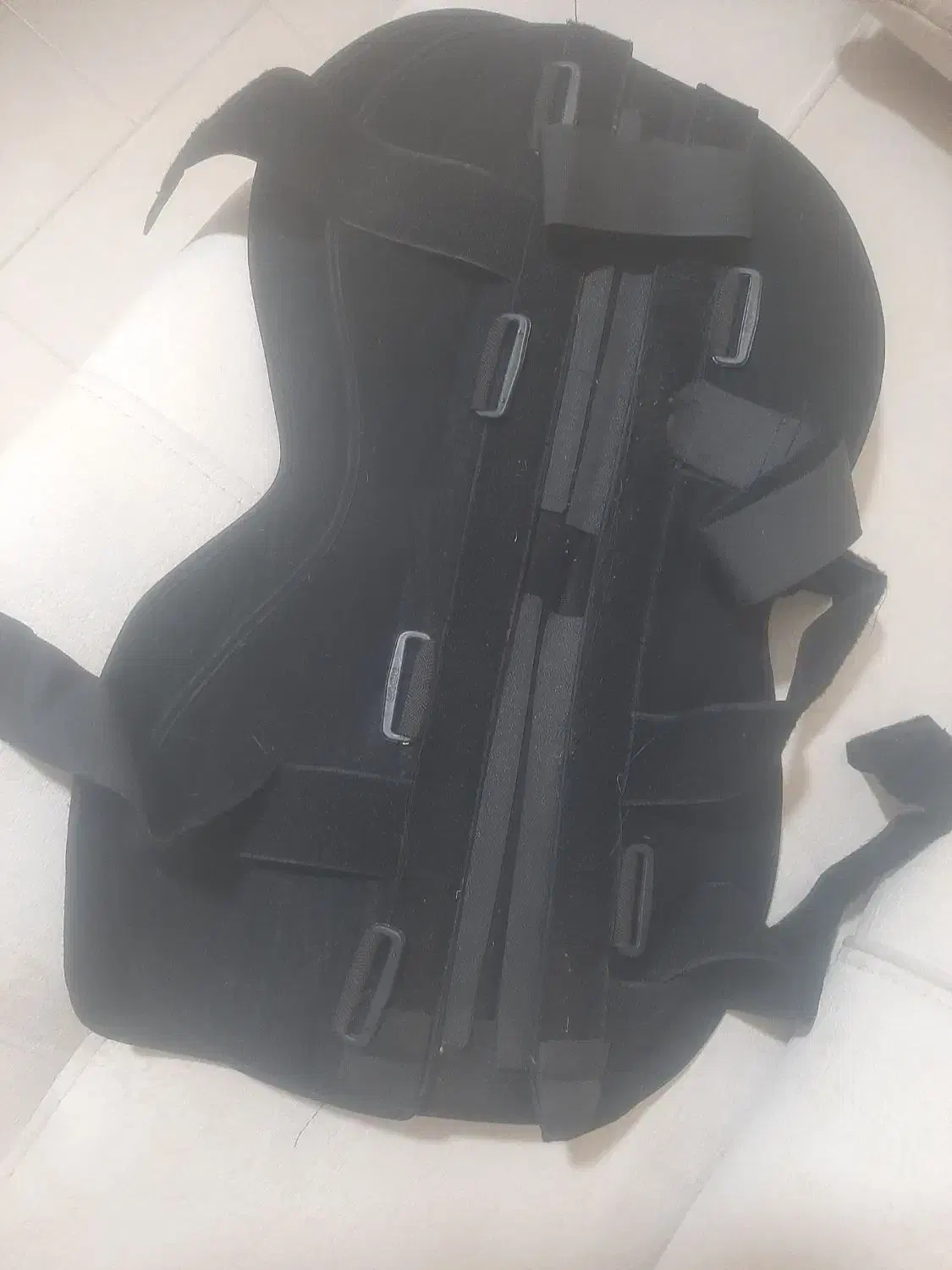 آتل و زانوبند برای بعداز عمل زانو|پزشکی|صدرا-فارس, فاز ۱|دیوار