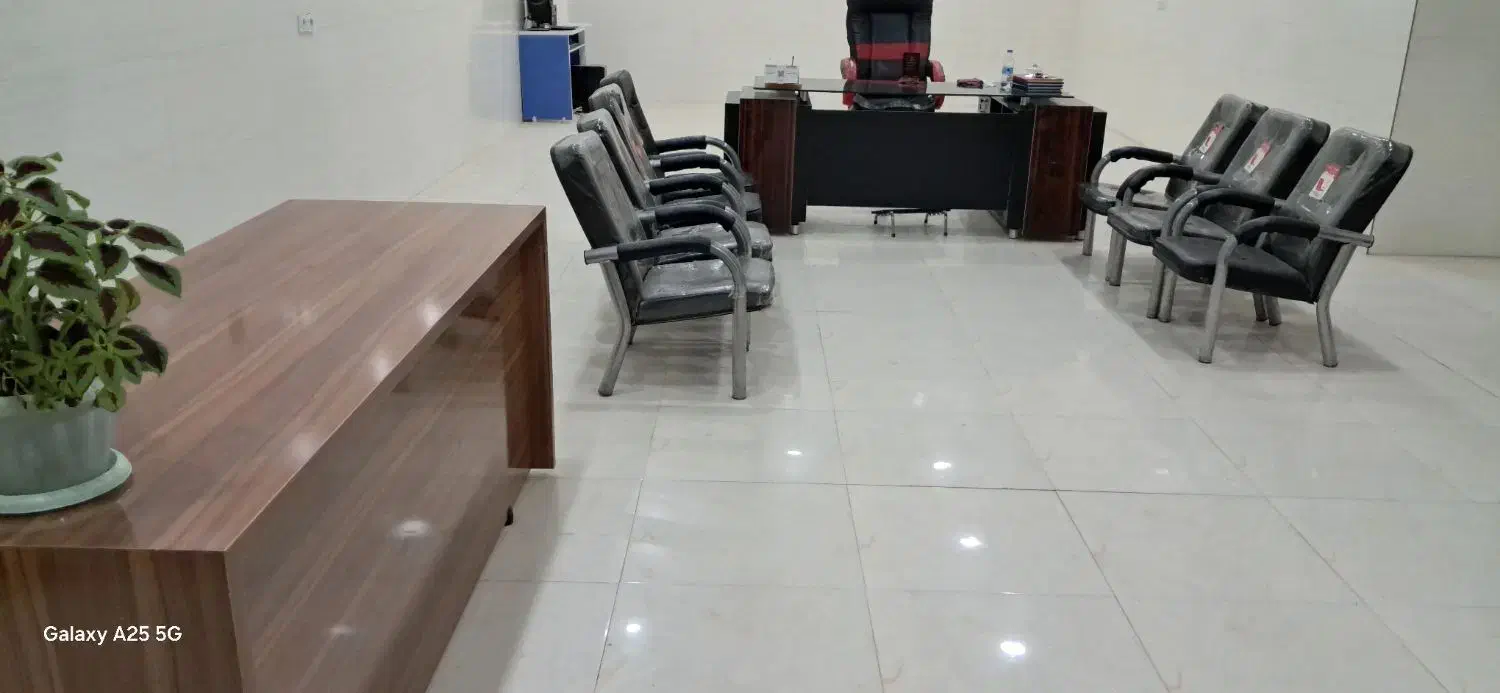 میز وصندلی مدیریت|دفتر کار|دورود, |دیوار