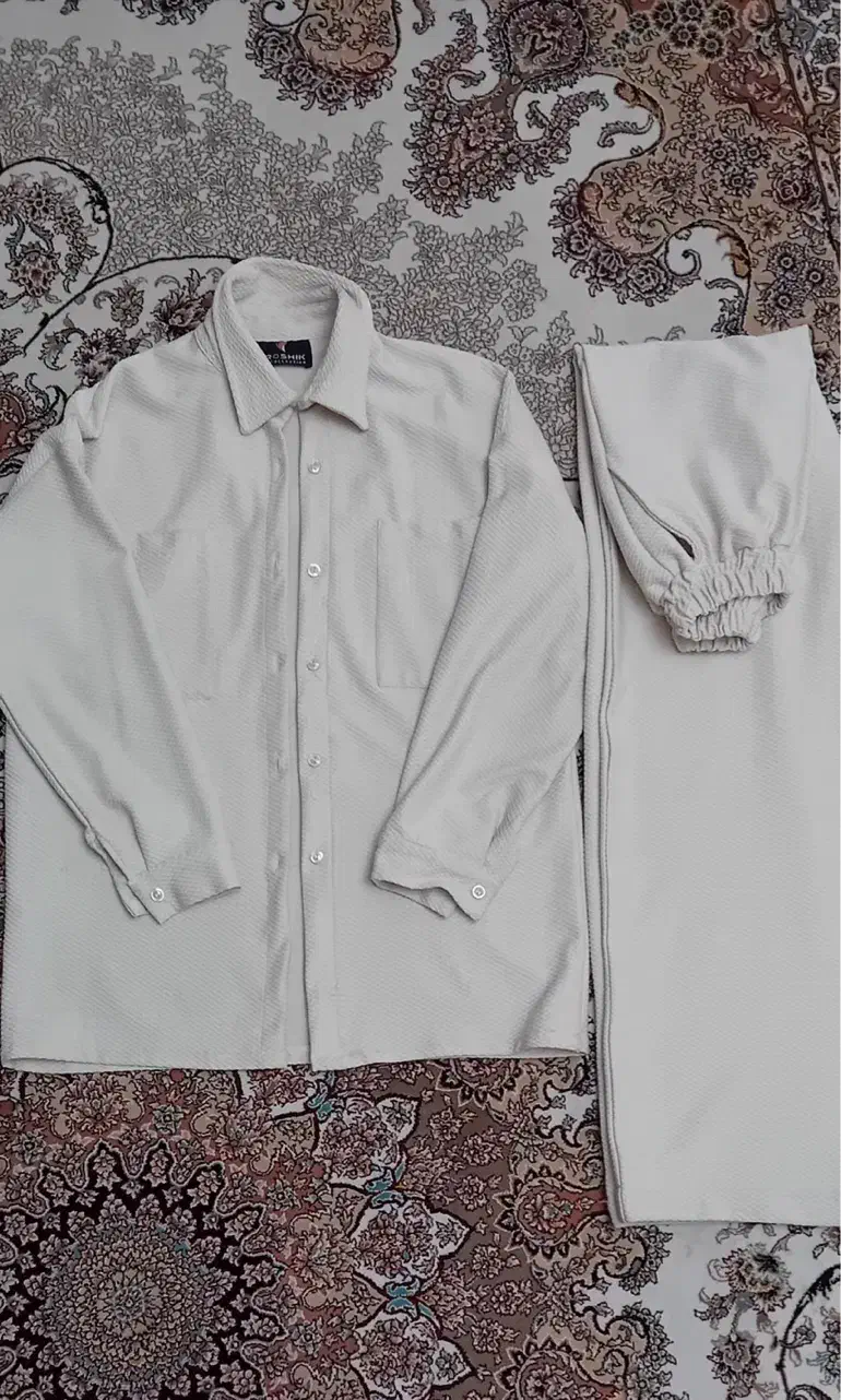 لباس|لباس|مشکیندشت, |دیوار