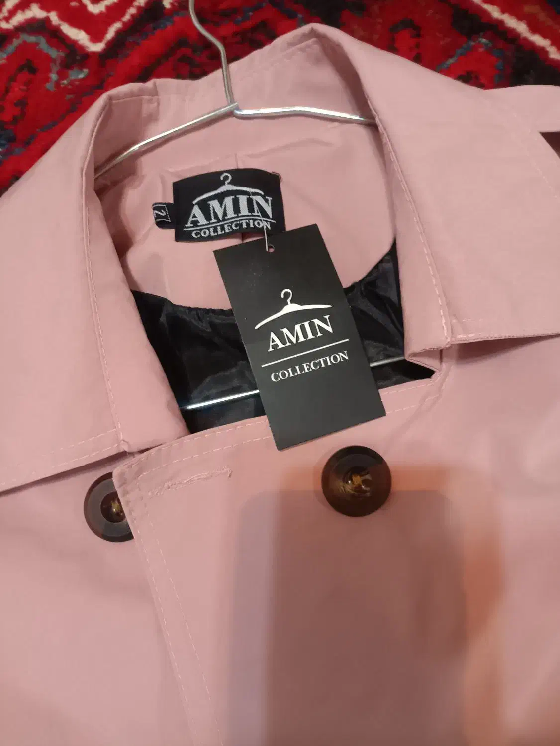 کاپشن و بارانی|لباس|بناب, |دیوار