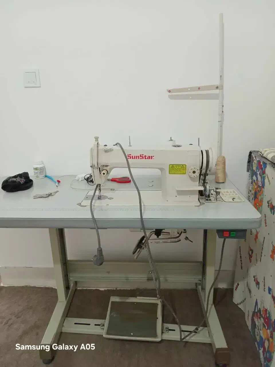 چرخ خیاطی صنعتی|چرخ خیاطی و ریسندگی|مهاباد (آذربایجان غربی), |دیوار