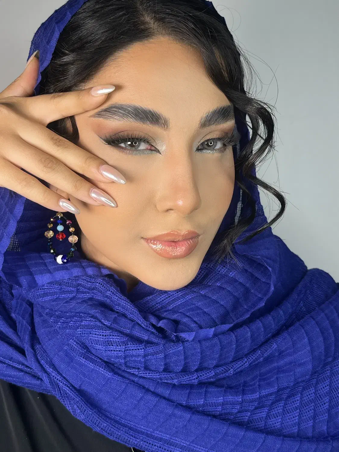 خدمات لاین میکاپ|خدمات آرایشگری و زیبایی|قائمشهر, |دیوار