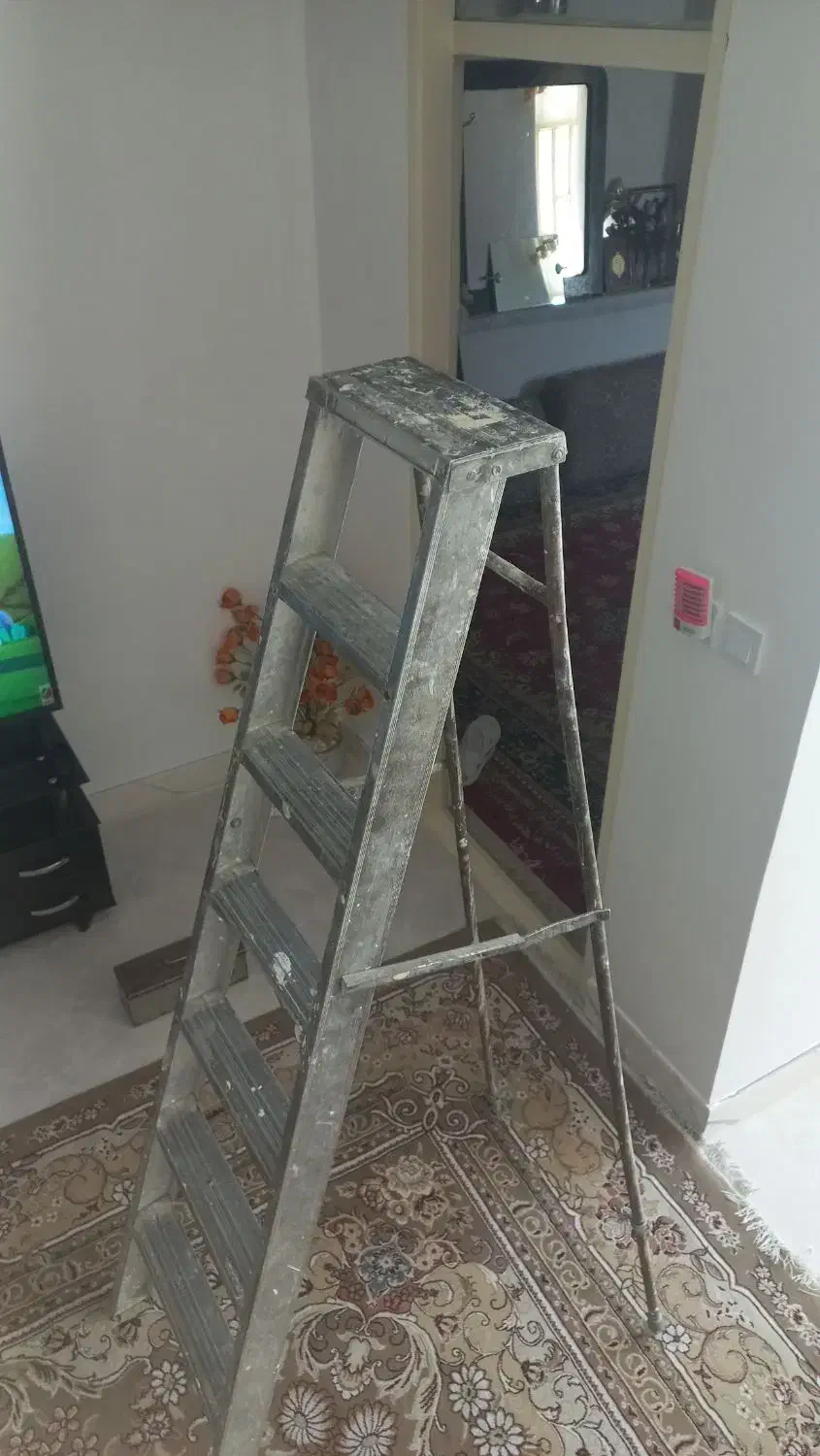 نردبان آلمینیومی سبک|ابزارآلات|خرم‌آباد, |دیوار