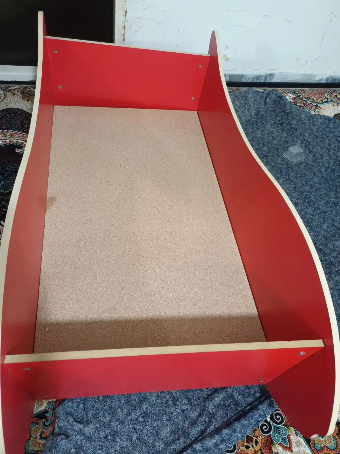 تخت کودکان|اسباب و اثاث بچه|ساوه, |دیوار