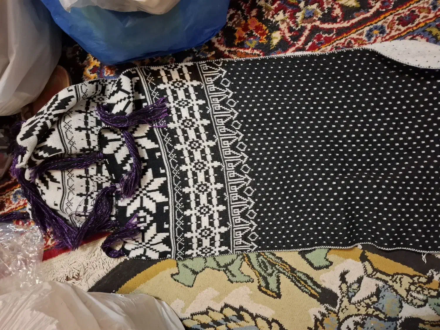 لباس به صورت کلی|لباس|فارسان, |دیوار